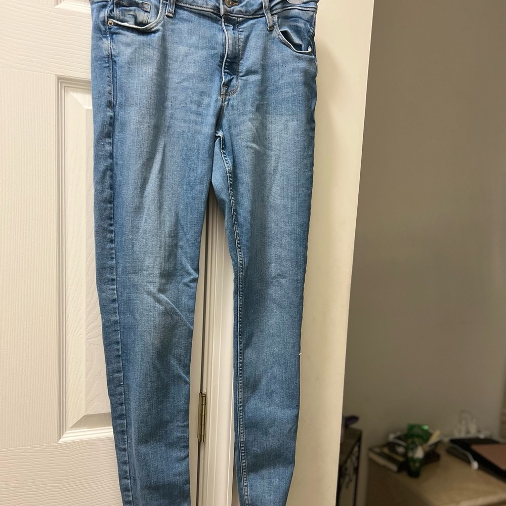 Old Navy Mid-Rise Rockstar Super Skinny Jeans